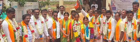 Grama panchayatigalalli Mahileyarade Adhipatya