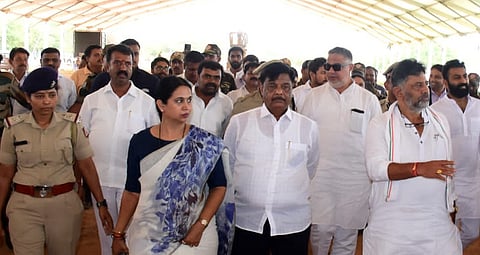 Grihalakshmi Yojana launched in Mysore on August 30 Shivakumar reviewed the preparations