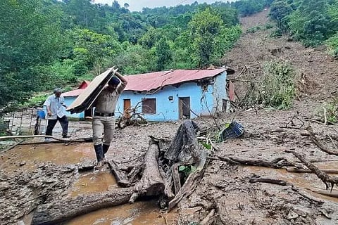 himachal flash floods