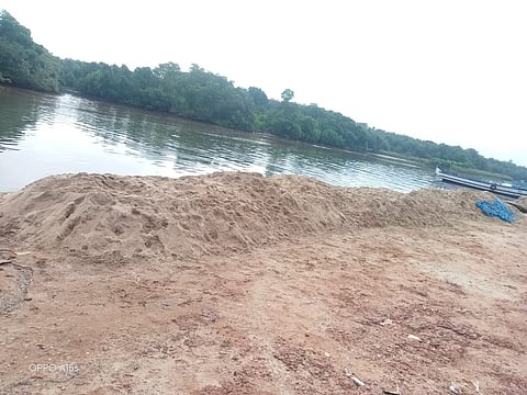 mng--24 Aug sand raid