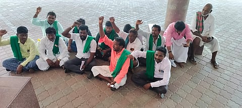 PROTEST-KOPPAL-FORMERS-DROUGHT