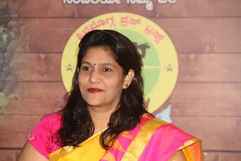 8 smg Vani gowda