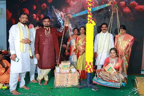 Groom gifts Bhagavad Gita copies to guests in unique engagement ceremony