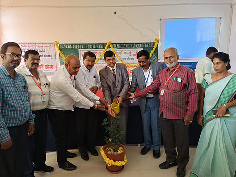 ರಕ್ತದಾನದ ಮೂಲಕ ಸಮಾಜಸೇವೆಯಲ್ಲಿ ತೊಡಿಗಿಸಿಕೊಳ್ಳಿ:ಬಿ.ಕೆ.ರವಿಕಾಂತ್