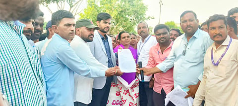 HOSTEL WORKERS PROTEST TENDER KOPPAL