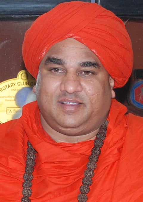 10 Dwd 8 (Jaya mrutyunjaya swamiji)