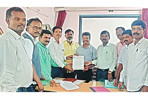 CLK MANAVI 12