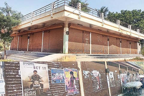 Kampli Commercial Shops Close