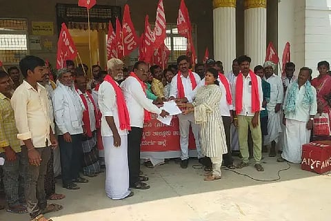 MLK MANAVI 05