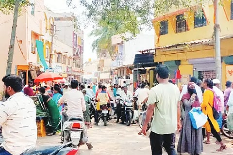 MARKET