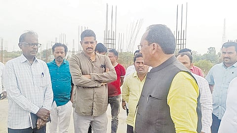 Ballur J morarji school