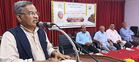 Manuscript Conference Mandya