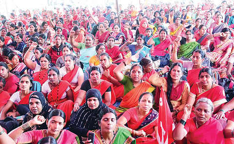 Sudhee_08_Anganawadi_Protest_@_Freedom_Park (1)