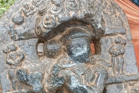 vigraha (1)