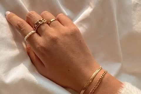 Gold Ring (2)