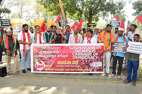 Protest by SDPI workers mandya