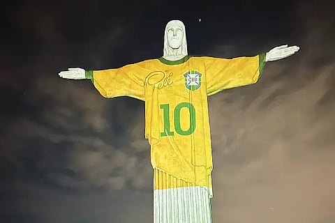 pele web