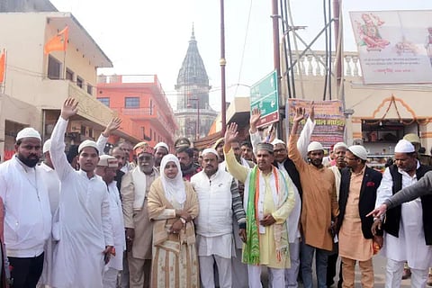 Muslim Devotees