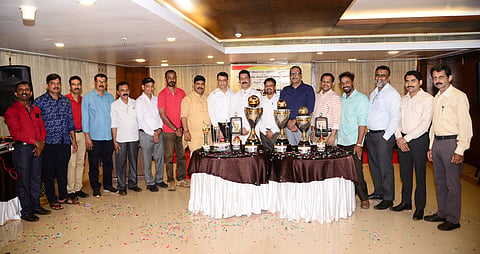 mng--2 Jan Rohan cup trophy