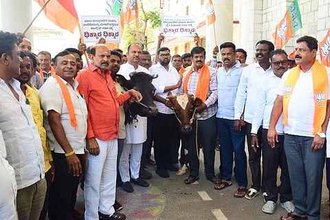 BJP Raita Morcha protest mandya