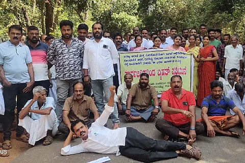 hebri protest