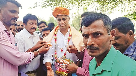 ಚಿತ್ರ 14ಎಸ್ ಡಿ ಪಿ 02