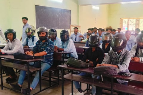 Jamshedpur students wear helmets
