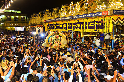 melkote vairamudi brahmotsava Mandya