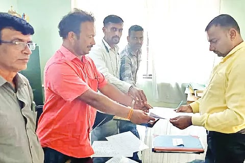 power cut manavi