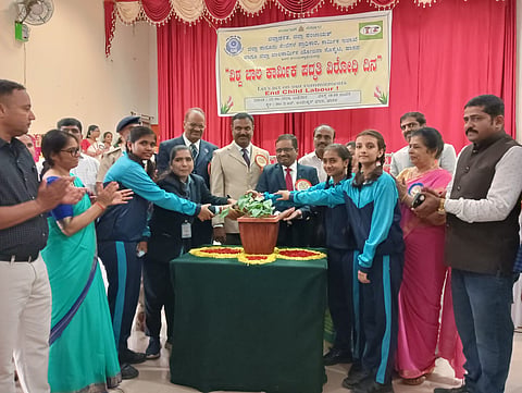 ಮಕ್ಕಳು ಶಿಕ್ಷಣದಿಂದ ವಂಚಿತರಾಗದಂತೆ ತಡೆಯಬೇಕು:ಟಿ.ಎನ್. ಇನವಳ್ಳಿ