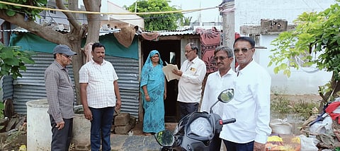 CMC Koppal officers visit wards rain affected places