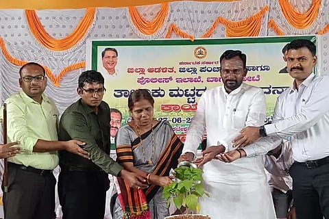 27 HND- JANSPANDANA