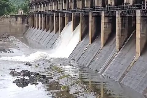 tunga dam water release from crust gate