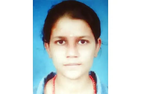 unmarried pregnant woman committed suicide case