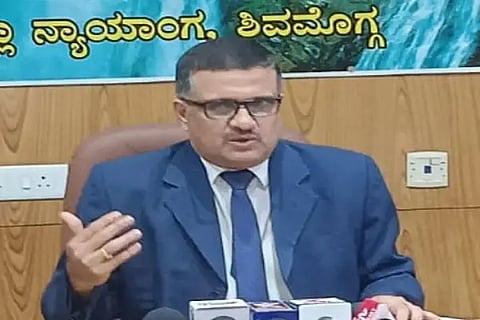 Dist jugde manjunath nayak