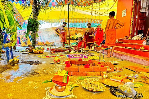 Installation of idols of Sri Deviramma, Sri Veerbhadreshwar and Naga God