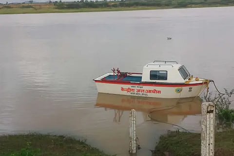 Tungabharda Lake