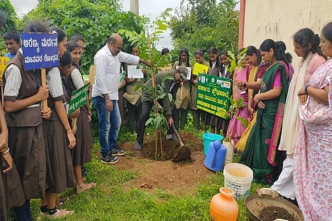 Vanamahotsava at Government High School, Kuddalore