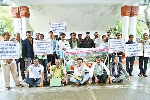 chakra protest