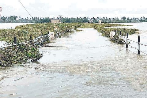 kampli Birdge flood