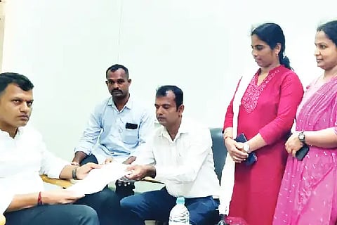 manavi