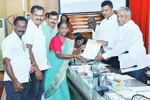 manavi