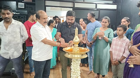 ಚಿತ್ರ 5ಎಸ್ ಡಿ ಪಿ 01.