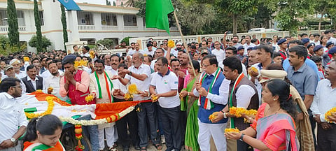 2000 ಅಡಿ ಉದ್ದ ತ್ರಿವರ್ಣ ಧ್ವಜ ಮೆರವಣಿಗೆ