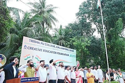 flag hoisting