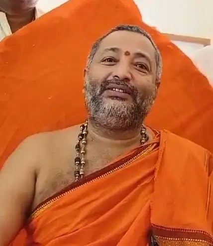 santhosh guruj̧i