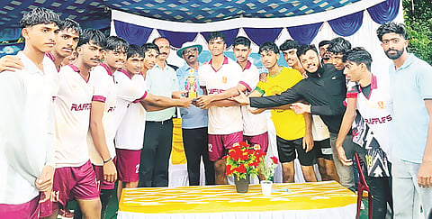ಚಿತ್ರ 24ಎಸ್ ಡಿ ಪಿ 3