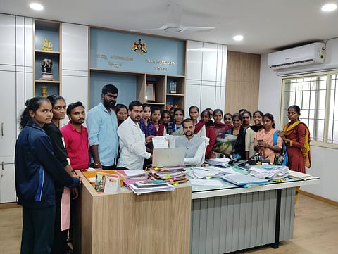 koppal hostel students memorandum zp ceo rahul ratnam pandey