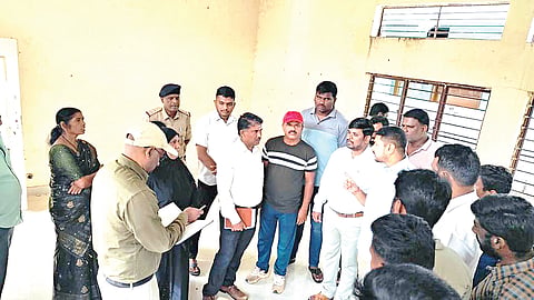 ವಾರ್ಡ್ಗಳಿಗೆ ಶಾಸಕ ದರ್ಶನ್ ಧ್ರುವನಾರಾಯಣ್ ಭೇಟಿ
