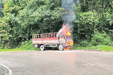 Upp_Lorry-Fire